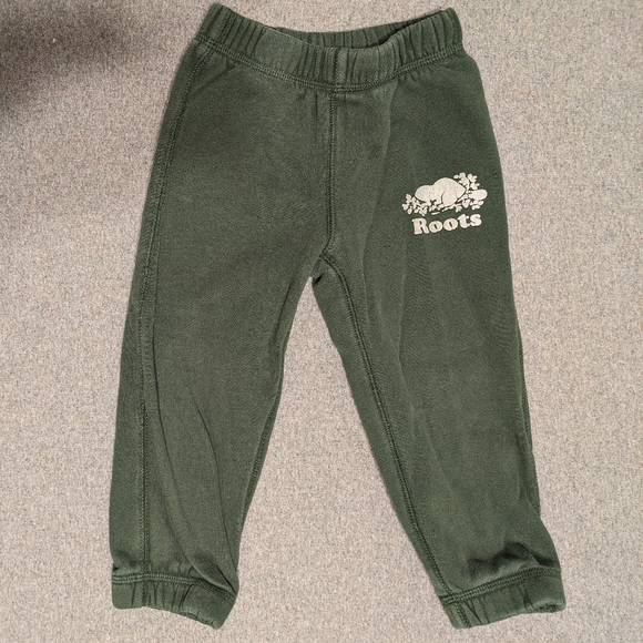 *4/$20* toddler roots sweatpants - Picture 1 of 3